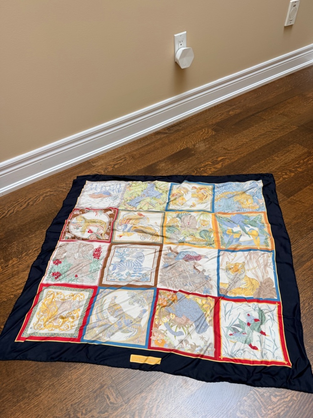Vintage SALVATORE FERRAGAMO Authentic Scarf Silk Wild Animal Print 16 Panels - Picture 6 of 16